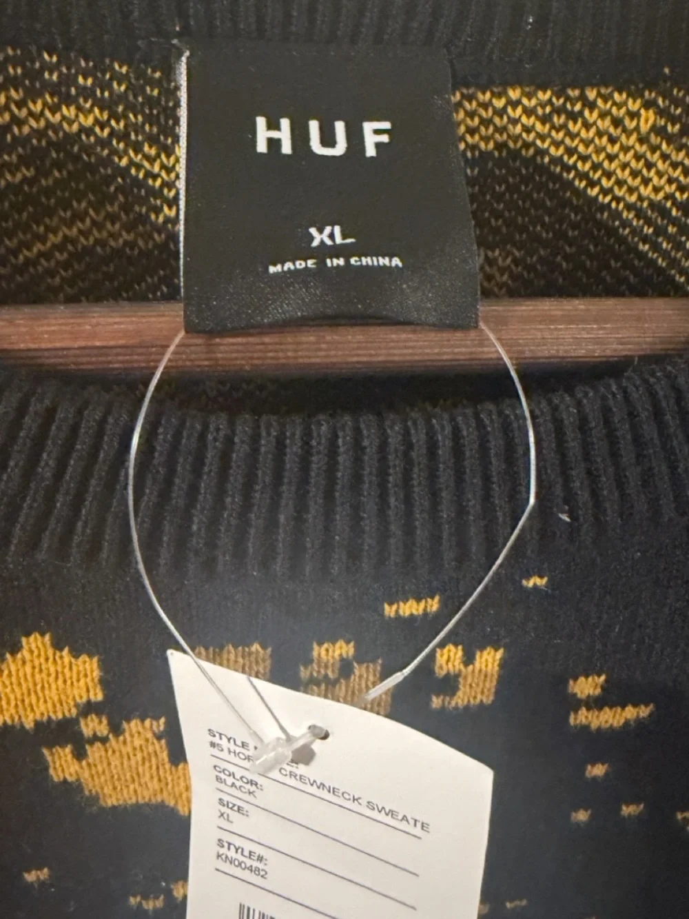 HUF Horse Crewneck Sweater Size Men’s XL (NWT)